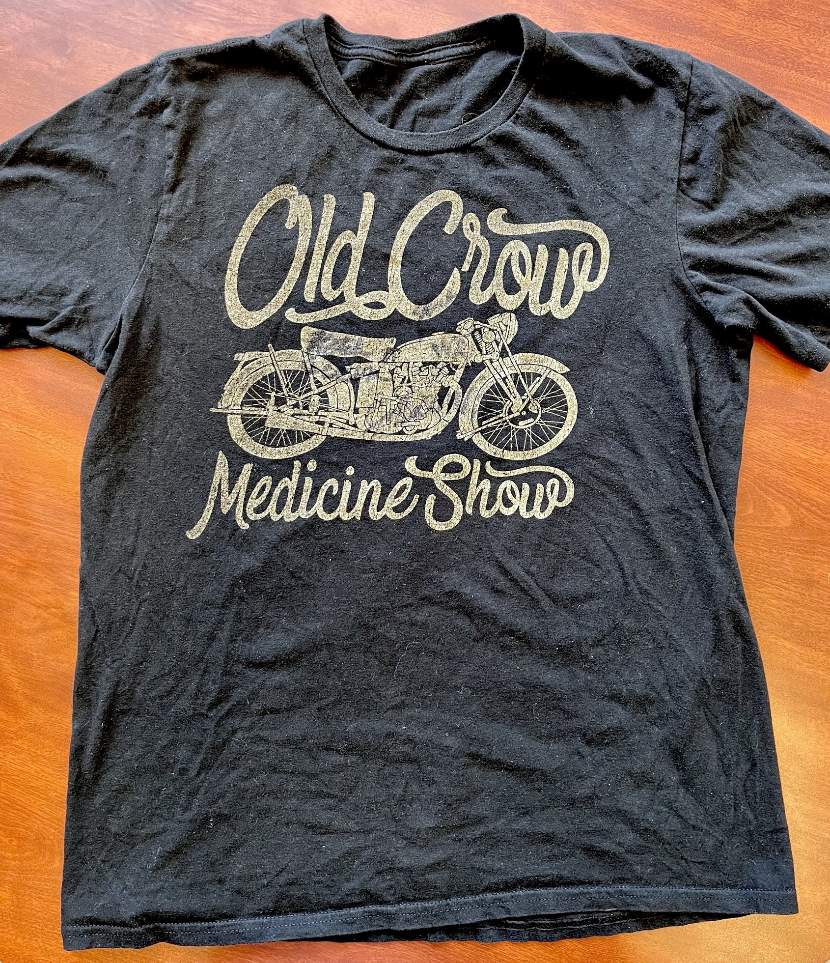 Old Crow Medicine Show Signed T-Shirt - Episcopal School of Nashville